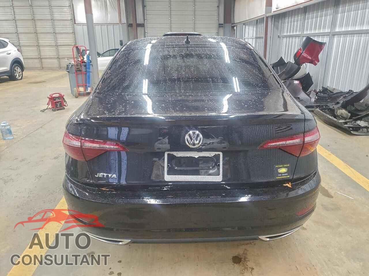 VOLKSWAGEN JETTA 2020 - 3VWCB7BUXLM037541