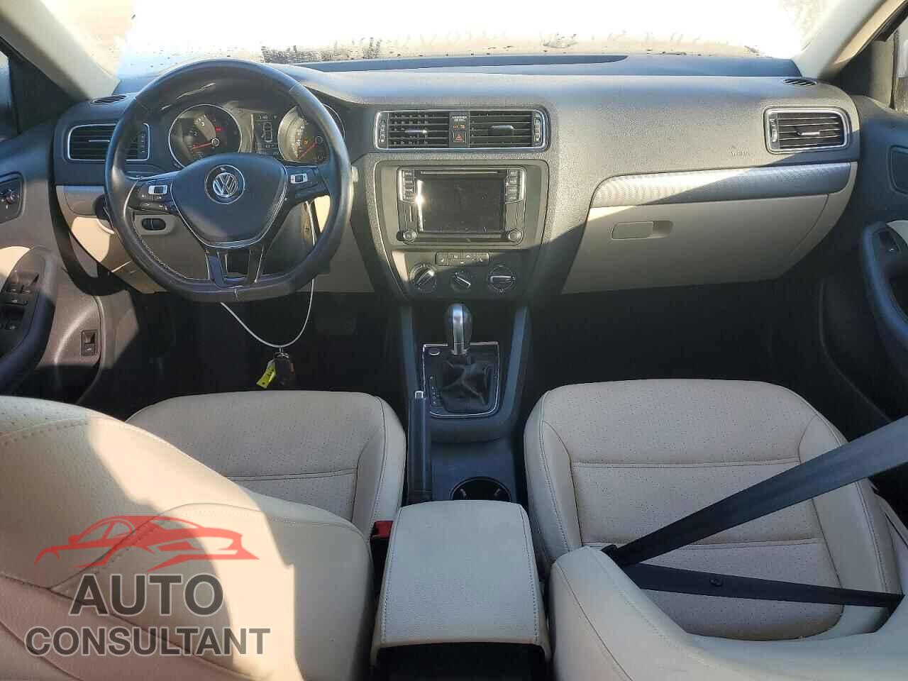 VOLKSWAGEN JETTA 2017 - 3VWDB7AJ8HM369190