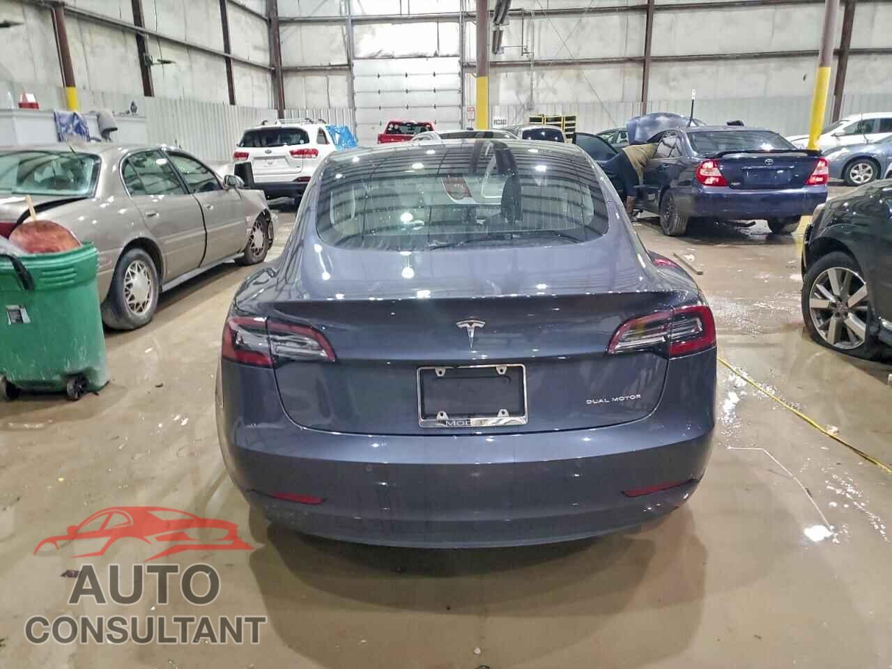 TESLA MODEL 3 2019 - 5YJ3E1EB7KF510042