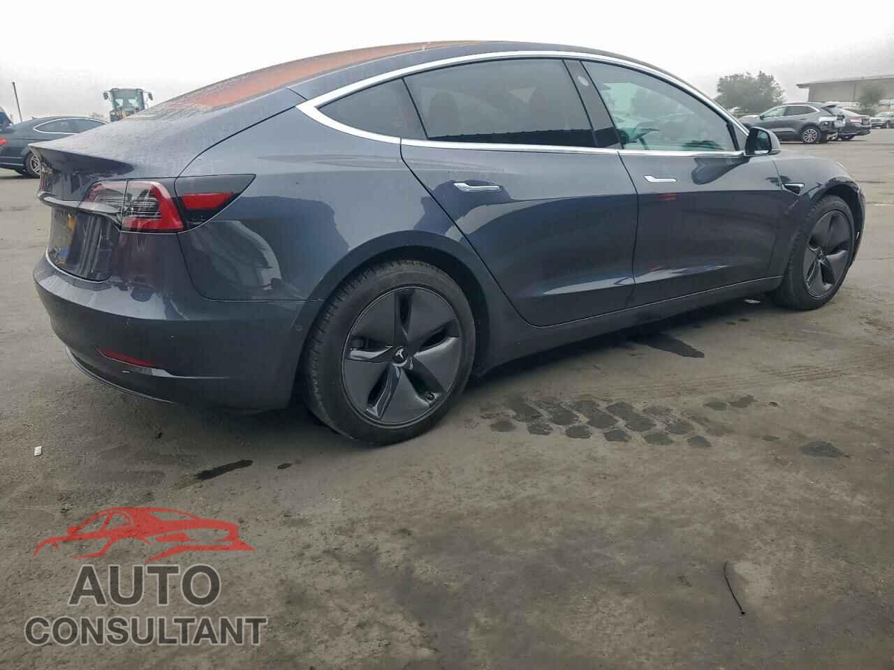 TESLA MODEL 3 2018 - 5YJ3E1EA3JF038623