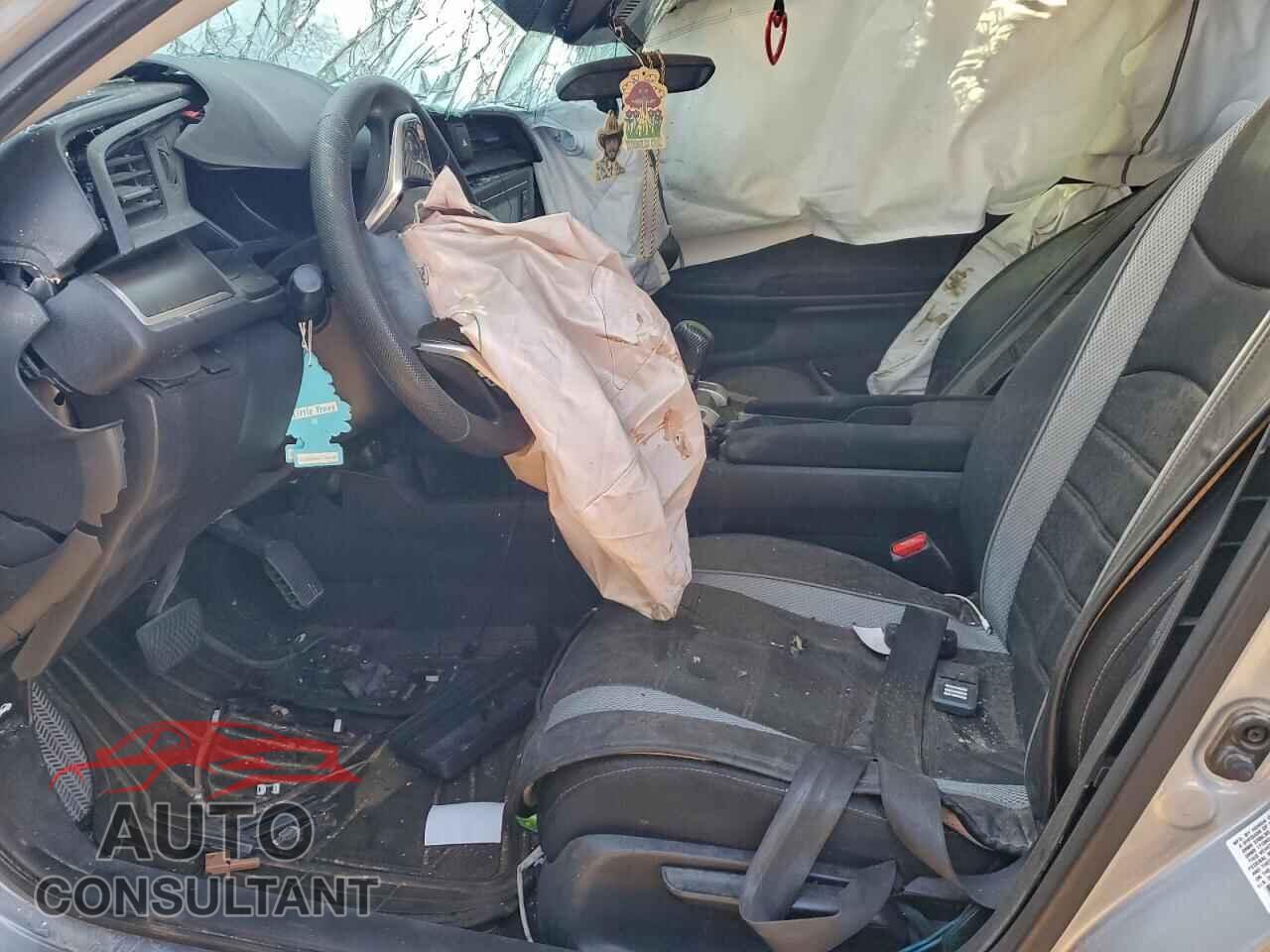 HONDA CIVIC 2019 - 2HGFC2F60KH559198