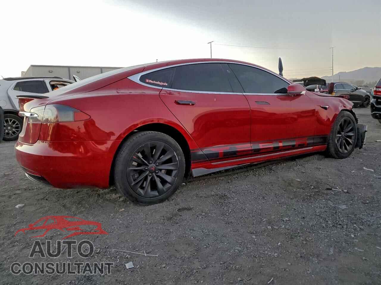 TESLA MODEL S 2017 - 5YJSA1E17HF218754