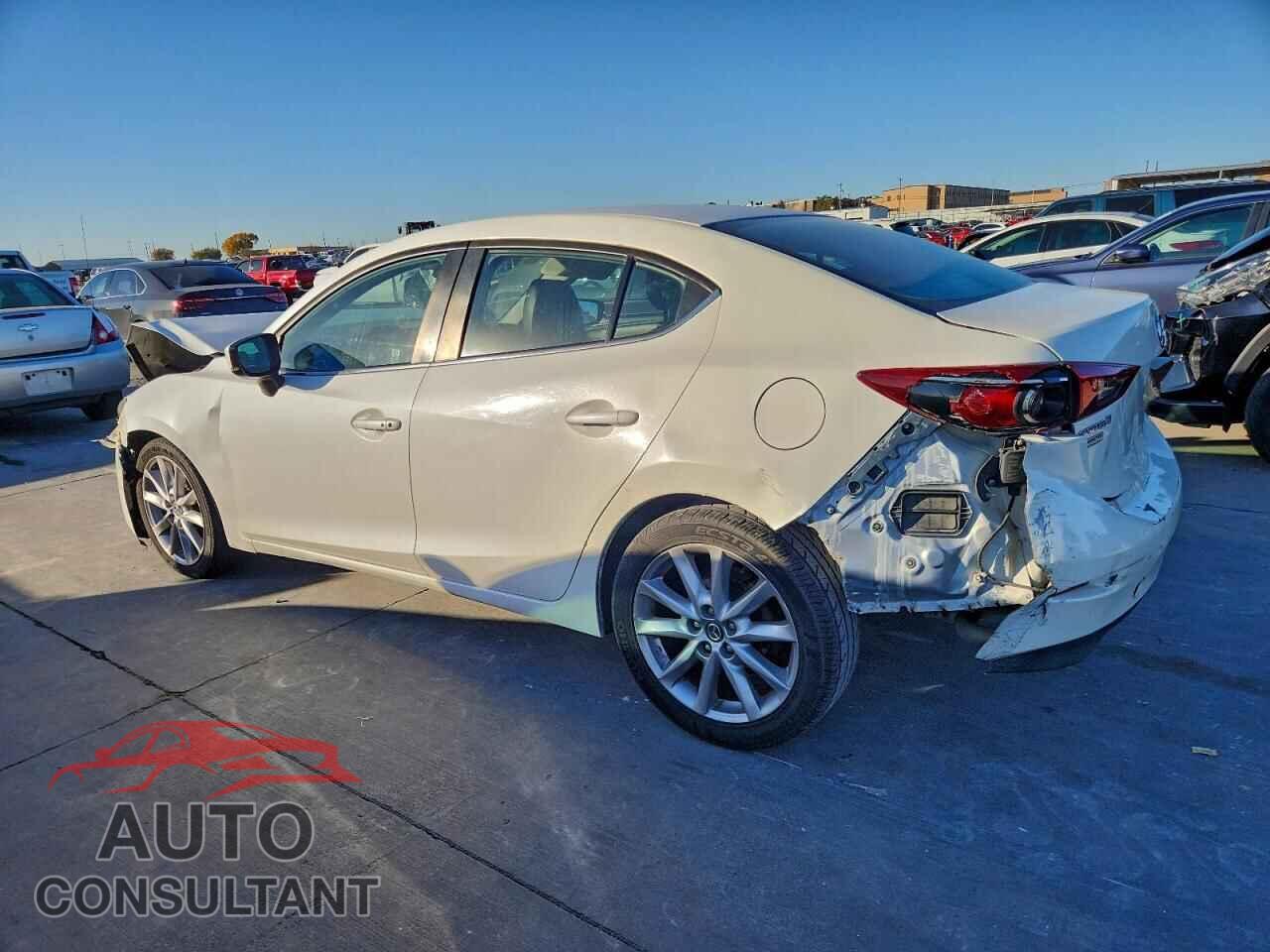 MAZDA 3 2017 - JM1BN1V75H1106052