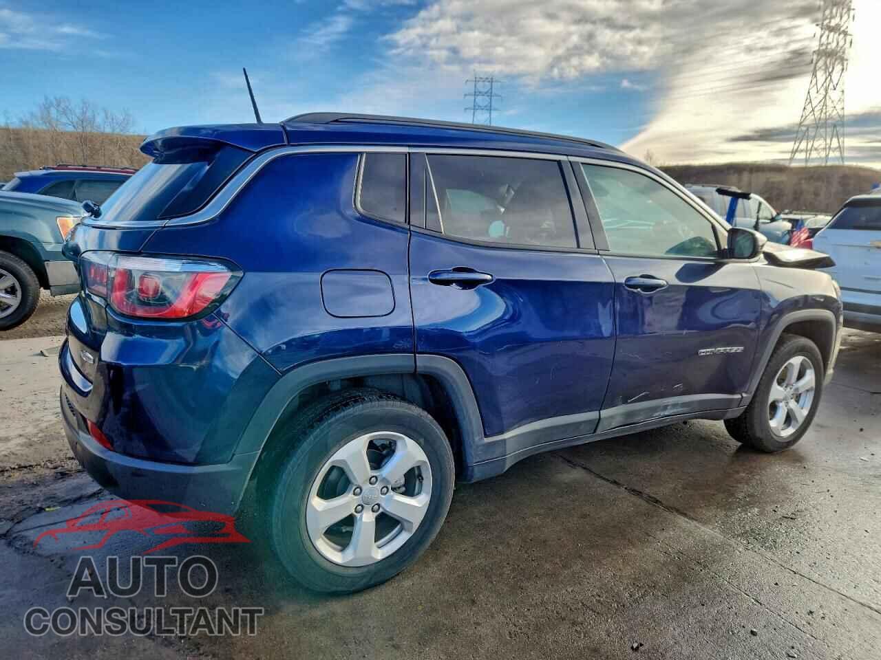 JEEP COMPASS 2018 - 3C4NJDBB3JT282972