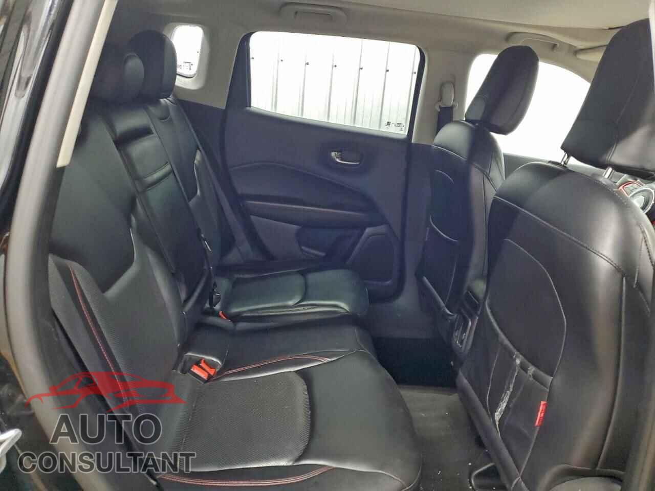 JEEP COMPASS 2017 - 3C4NJDDB9HT631687