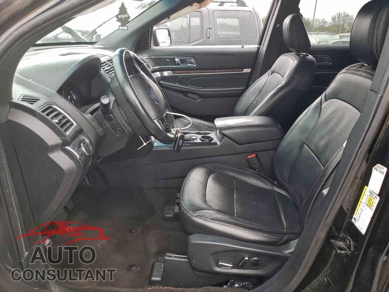 FORD EXPLORER 2018 - 1FM5K7F8XJGB33181
