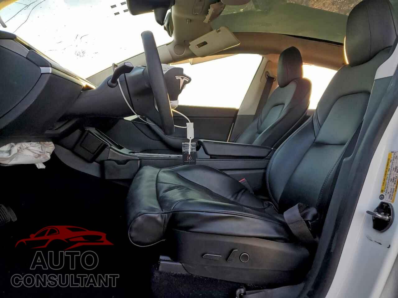 TESLA MODEL Y 2021 - 5YJYGDED1MF125923