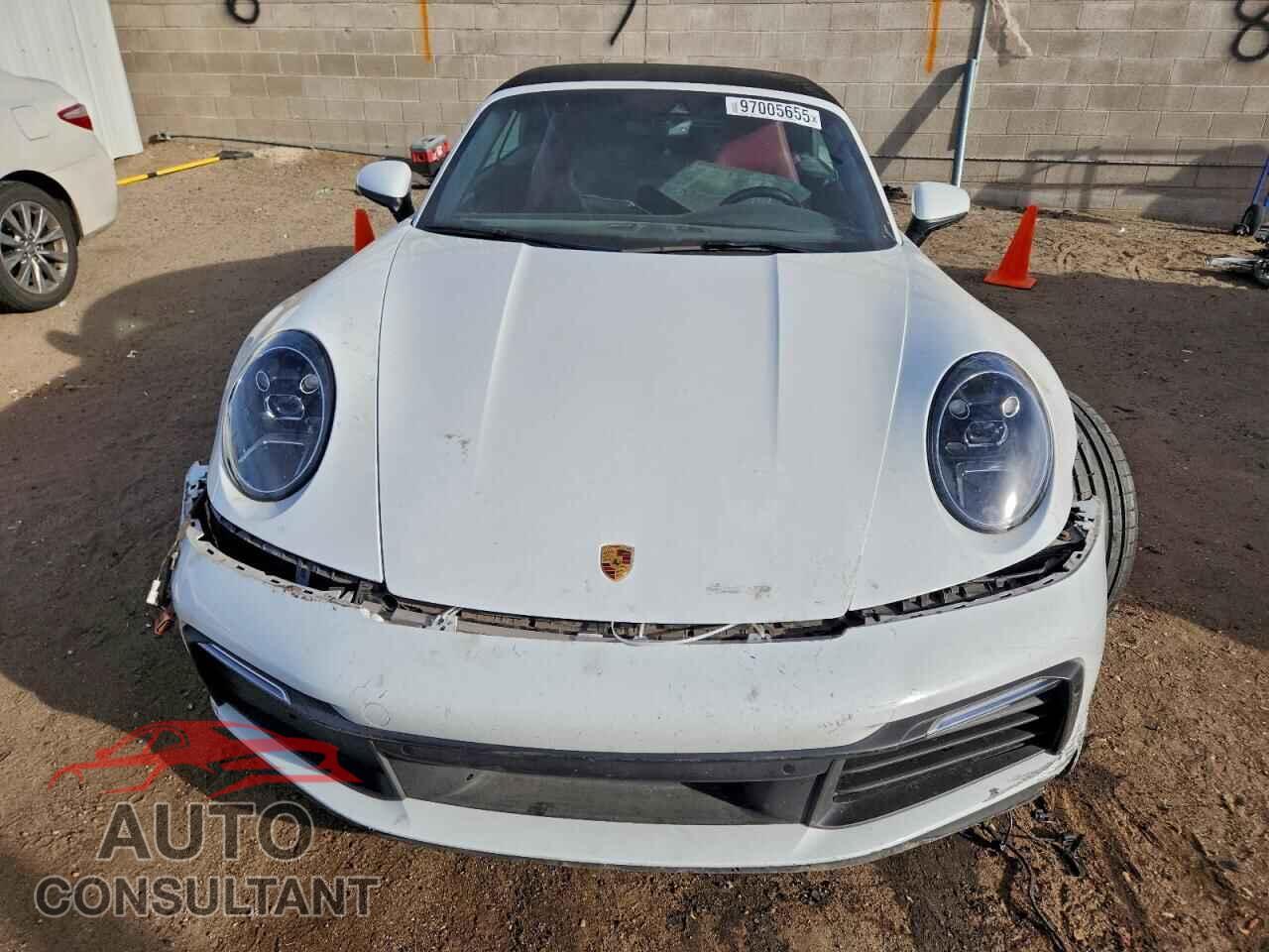 PORSCHE 911 2023 - WP0CA2A91PS238232