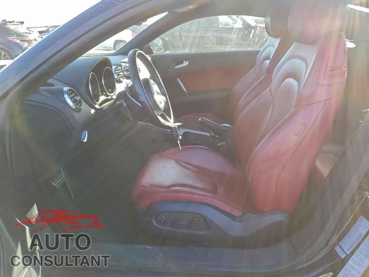 AUDI TT 2015 - TRUBFAFK3F1001058