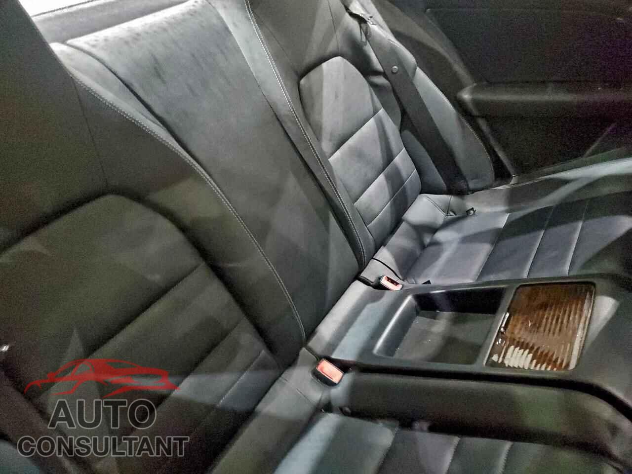 MERCEDES-BENZ E-CLASS 2011 - WDDKJ5GB9BF072153