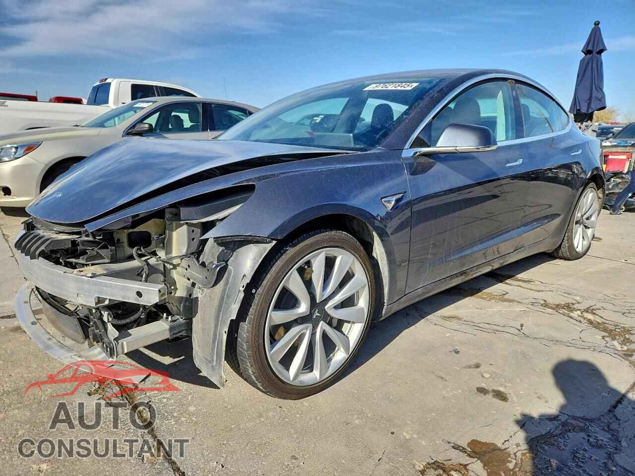 TESLA MODEL 3 2018 - 5YJ3E1EB5JF132303