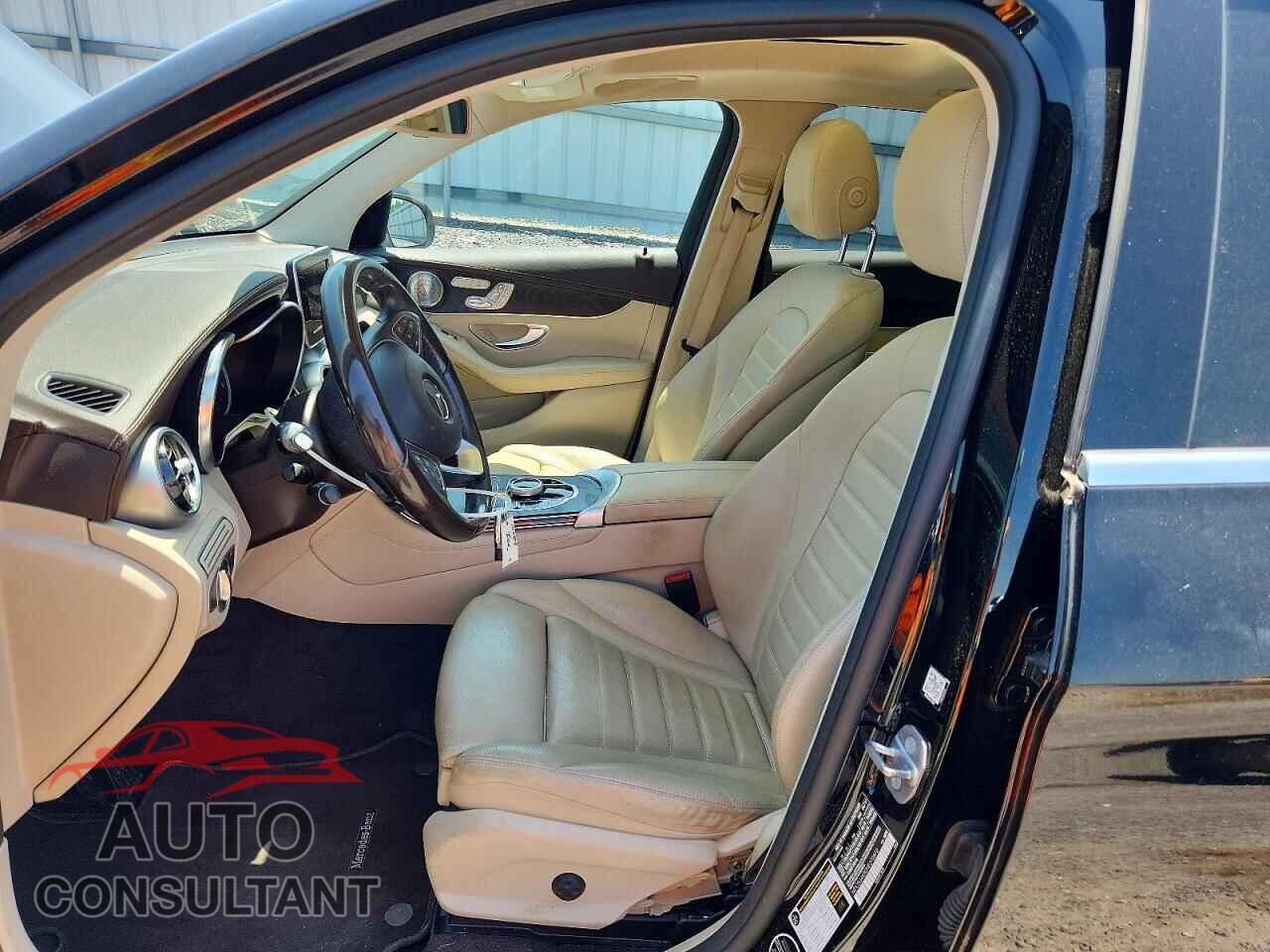 MERCEDES-BENZ GLC-CLASS 2017 - WDC0G4KB2HF270870