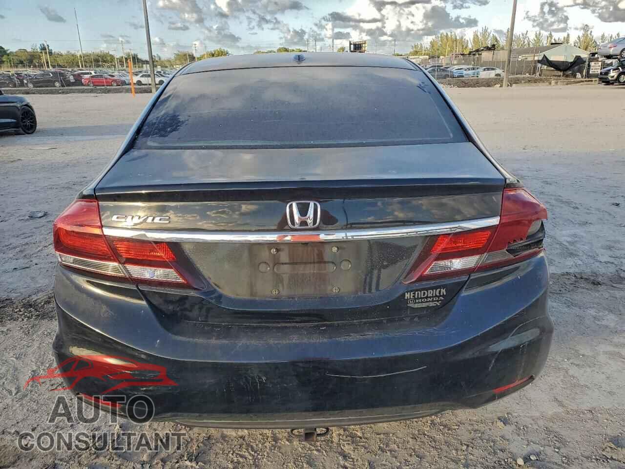 HONDA CIVIC 2013 - 19XFB2F86DE070029