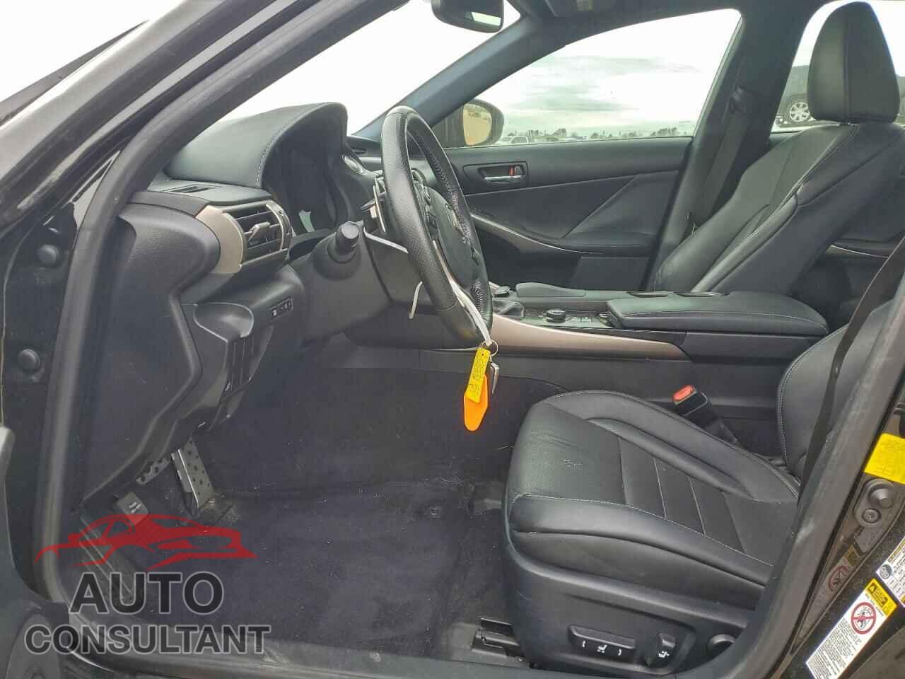 LEXUS IS 2014 - JTHBF1D26E5022814