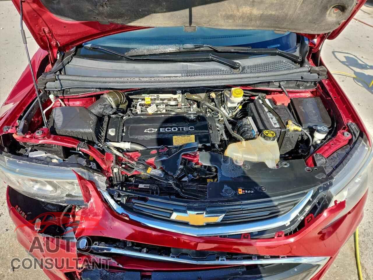 CHEVROLET SONIC 2018 - 1G1JD5SH3J4140118