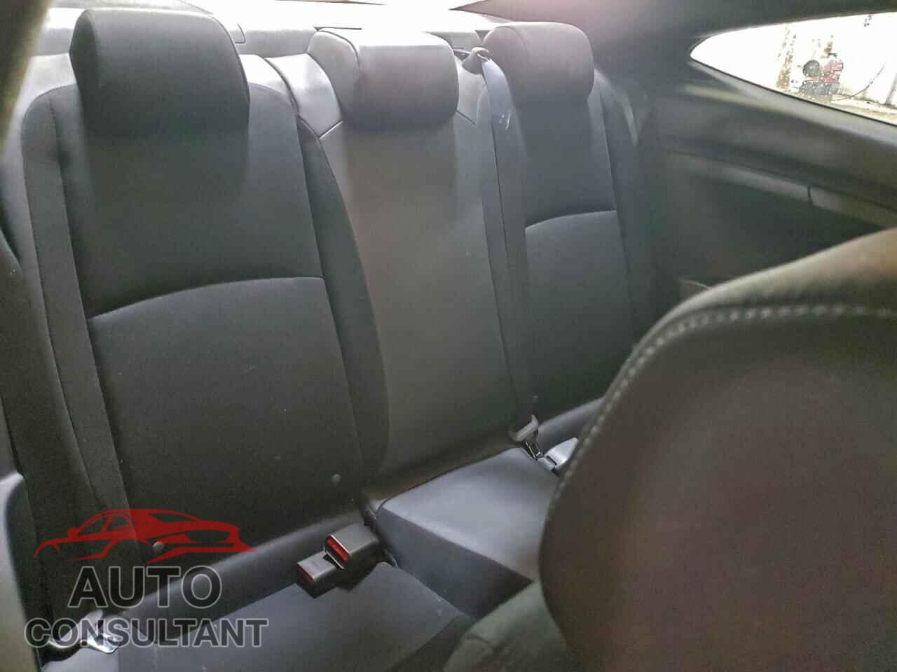 HONDA CIVIC 2019 - 2HGFC4B82KH302417
