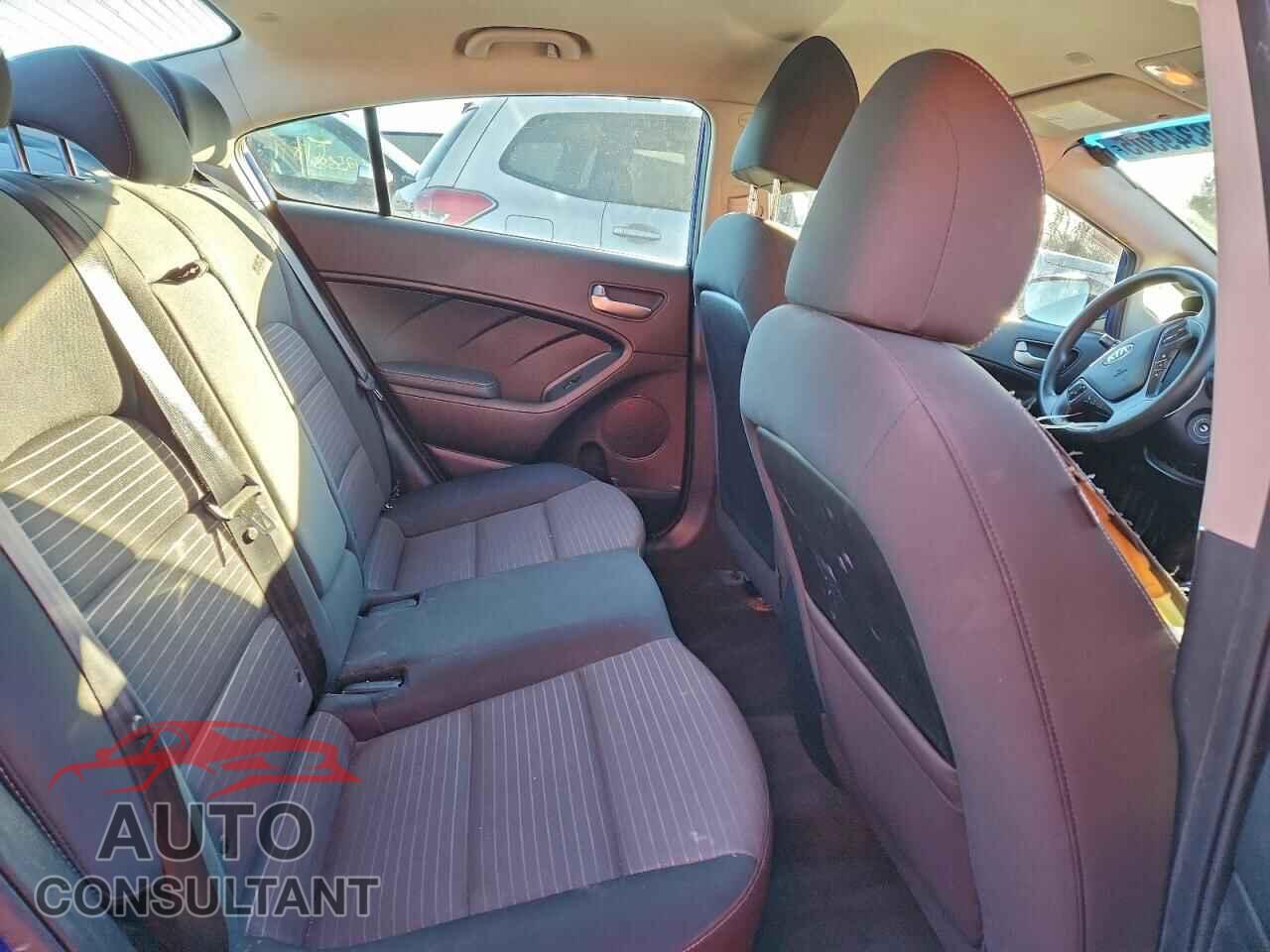 KIA FORTE 2017 - 3KPFL4A71HE108926