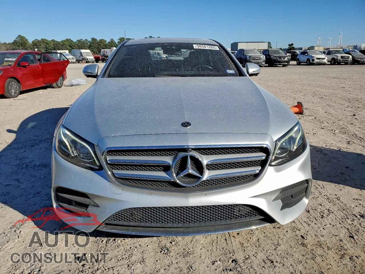 MERCEDES-BENZ E-CLASS 2019 - WDDZF4JB8KA519586