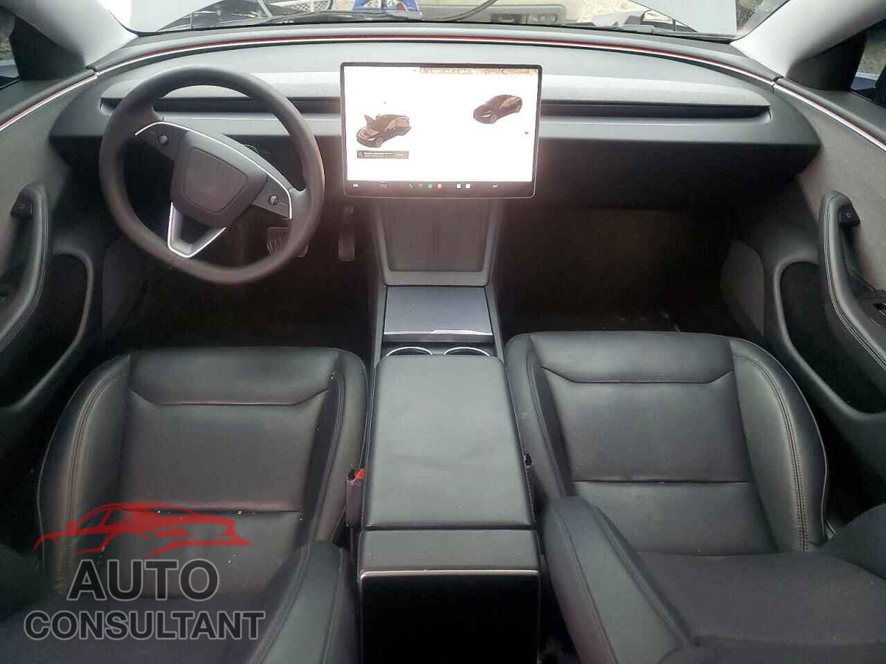 TESLA MODEL 3 2025 - 5YJ3E1EA0SF028505