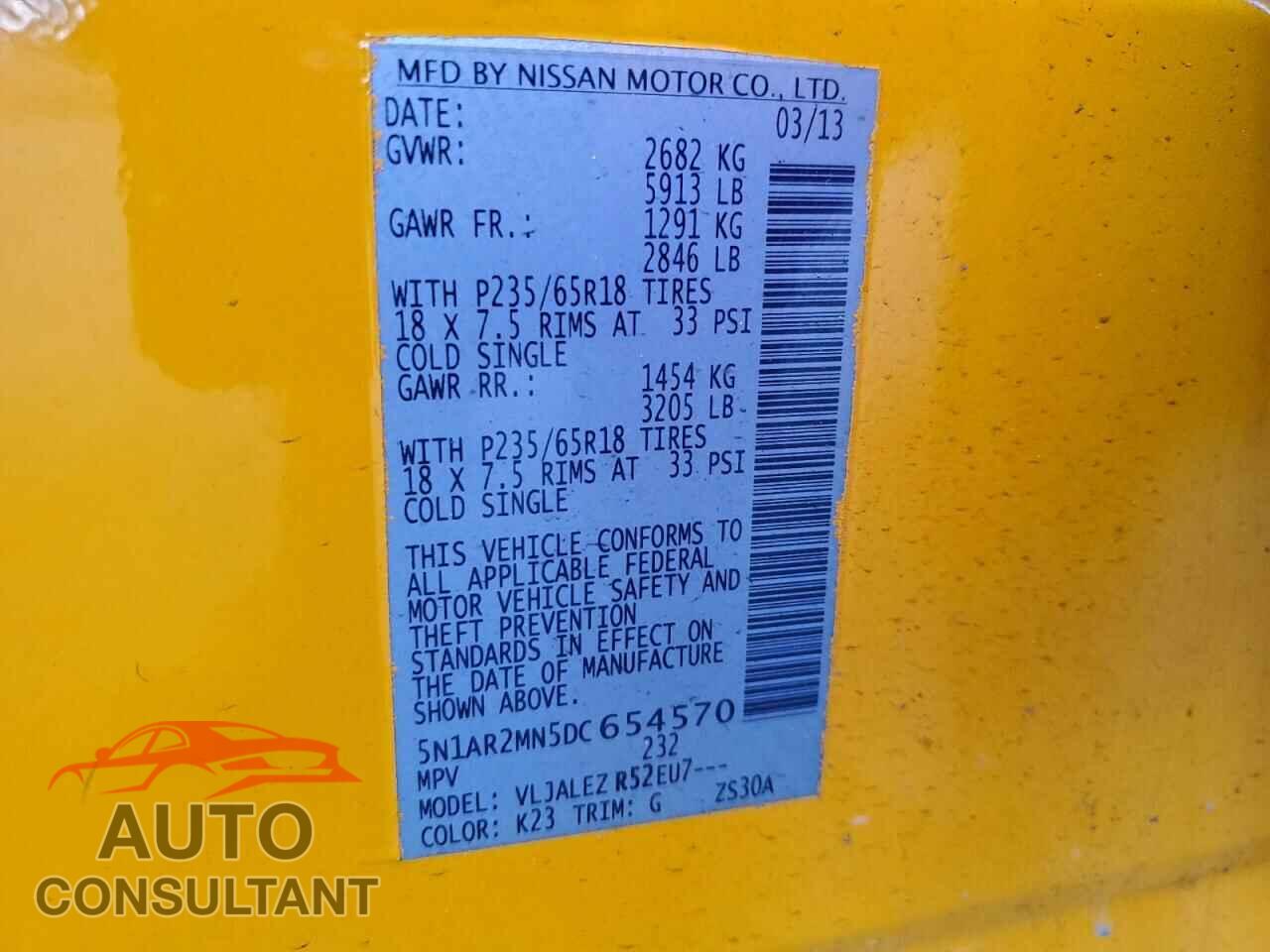NISSAN PATHFINDER 2013 - 5N1AR2MN5DC654570