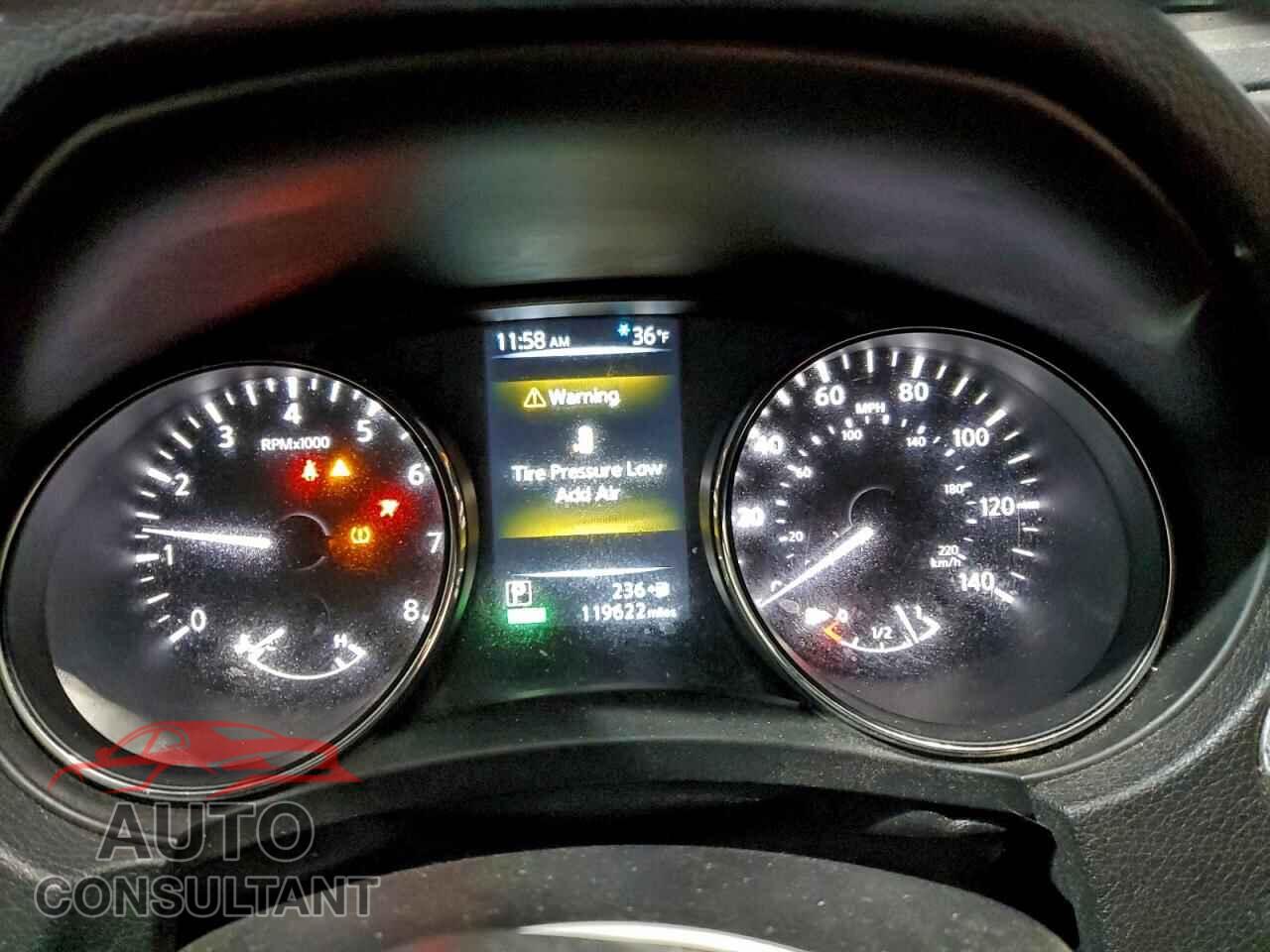 NISSAN ROGUE 2017 - 5N1AT2MV2HC820504