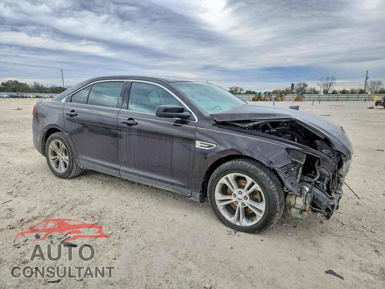 FORD TAURUS 2013 - 1FAHP2E82DG125853