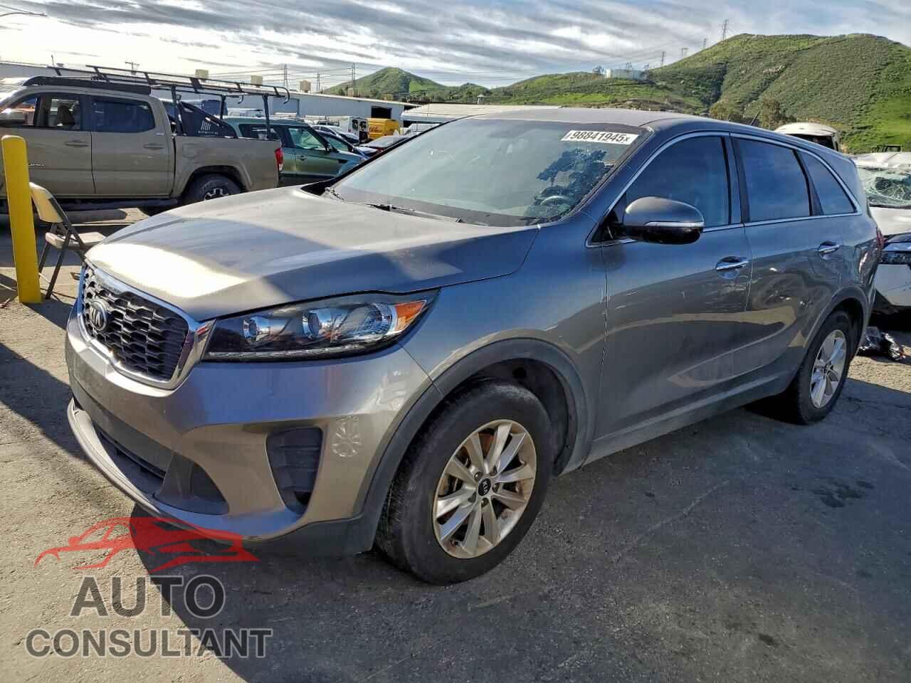 KIA SORENTO 2019 - 5XYPG4A36KG546017