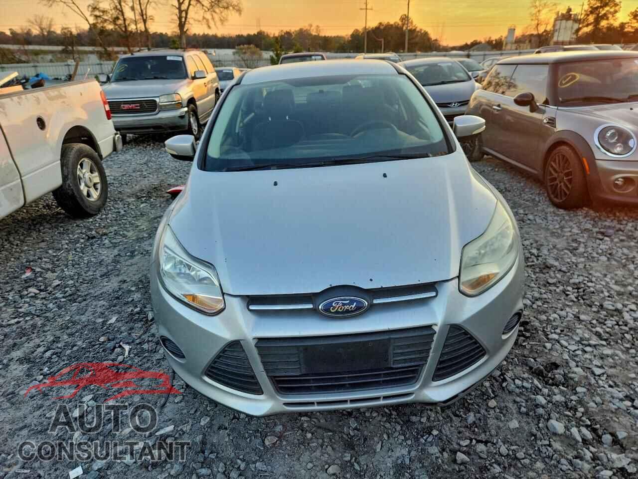 FORD FOCUS 2014 - 1FADP3F26EL424673