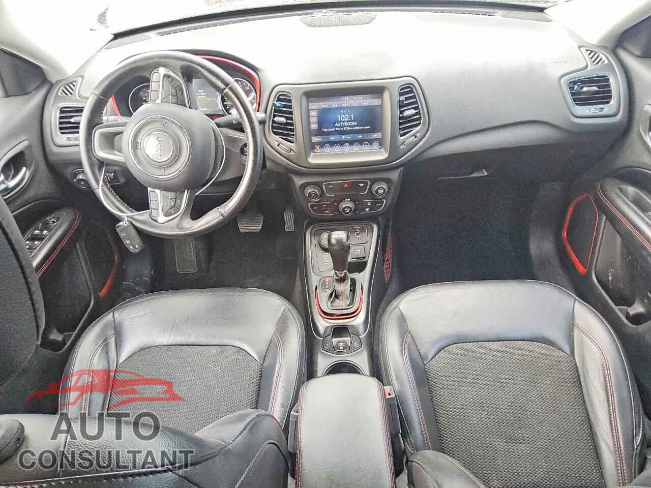 JEEP COMPASS 2019 - 3C4NJDDB7KT723193