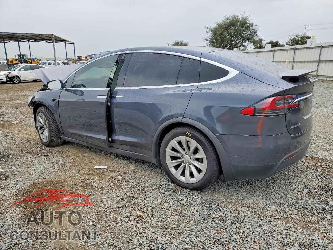 TESLA MODEL X 2016 - 5YJXCDE25GF027892