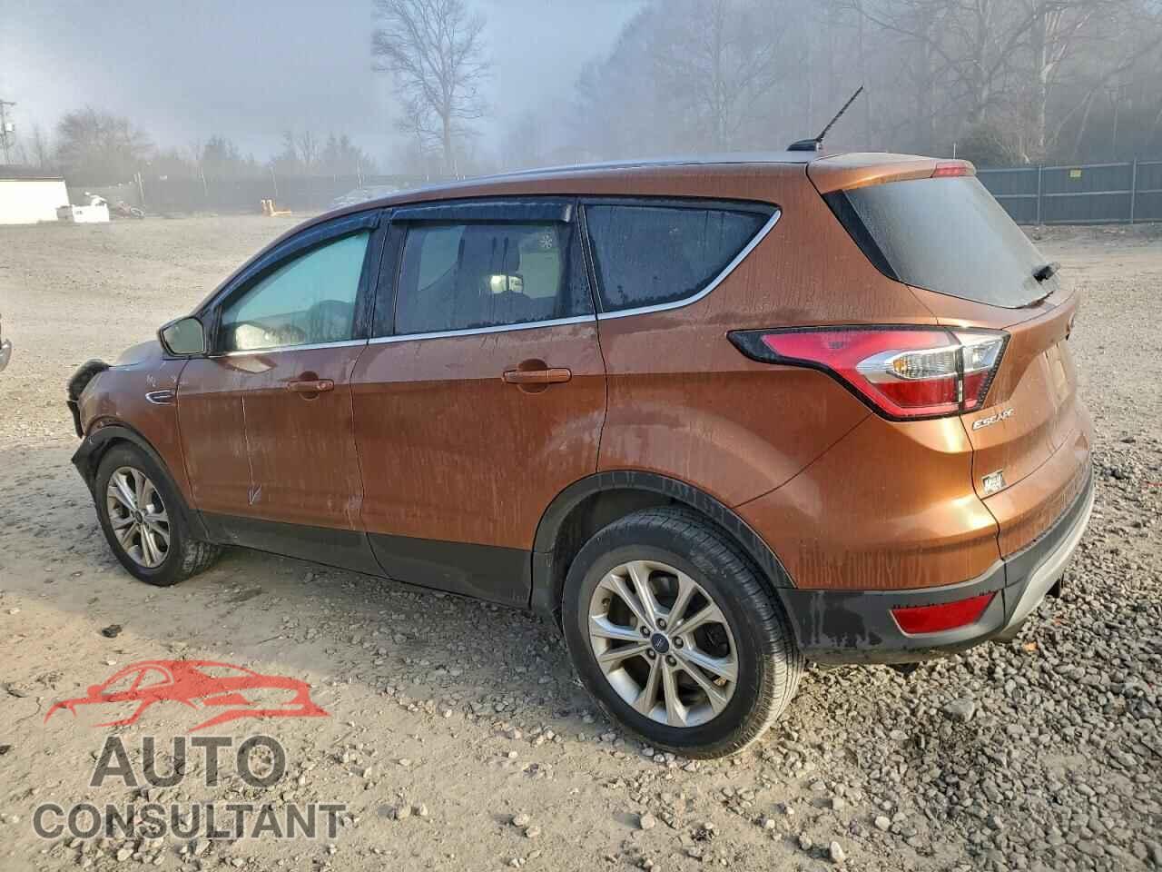 FORD ESCAPE 2017 - 1FMCU9G96HUC33018
