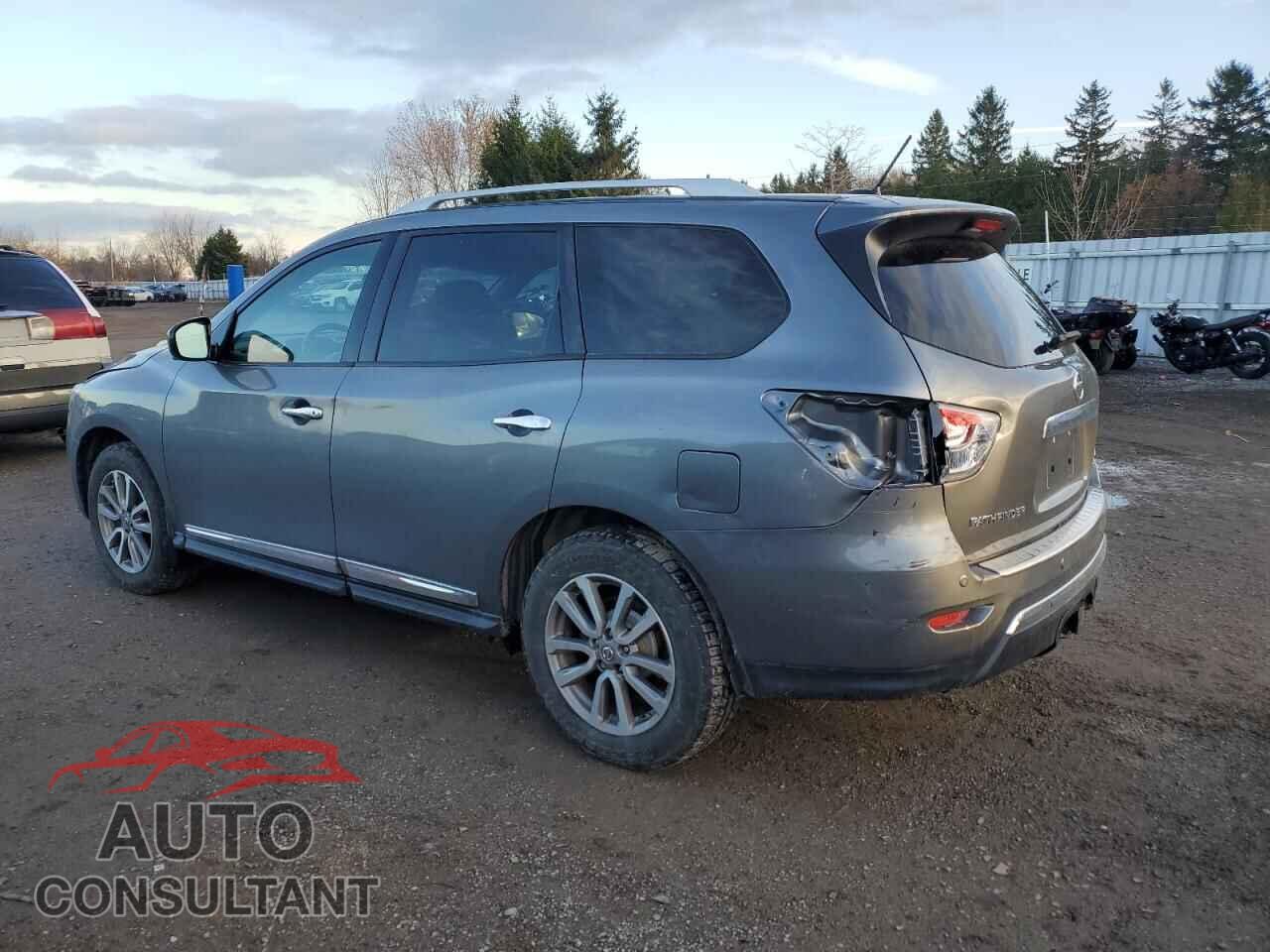 NISSAN PATHFINDER 2015 - 5N1AR2MM2FC681400