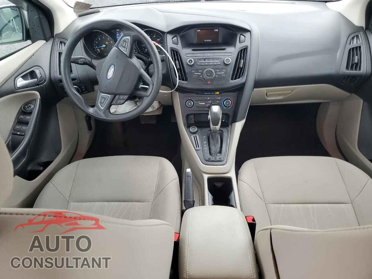 FORD FOCUS 2016 - 1FADP3F2XGL318004