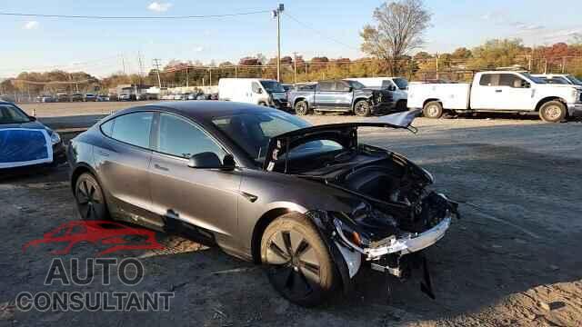 TESLA MODEL 3 2025 - 5YJ3E1EA7SF970292