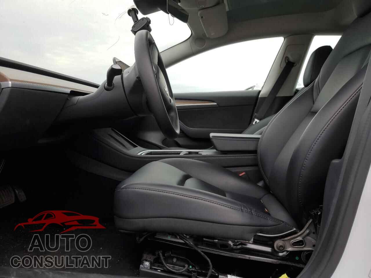 TESLA MODEL 3 2022 - 5YJ3E1EB2NF258723