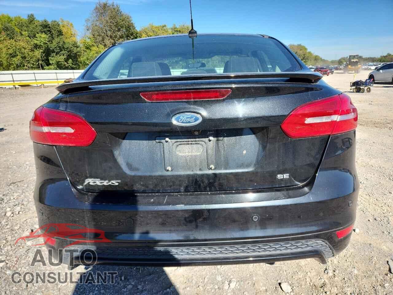 FORD FOCUS 2015 - 1FADP3F27FL306701