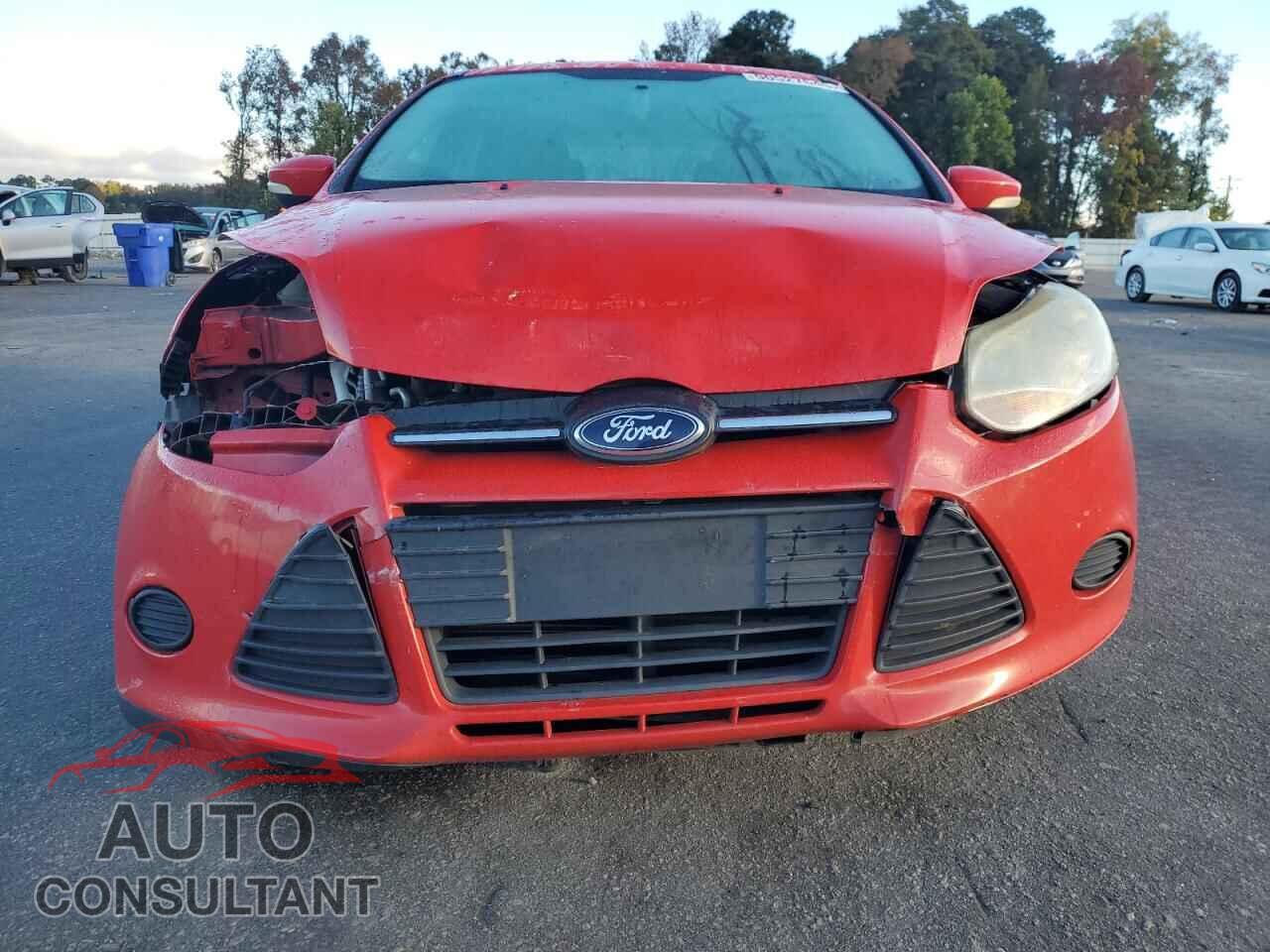 FORD FOCUS 2014 - 1FADP3F27EL147578