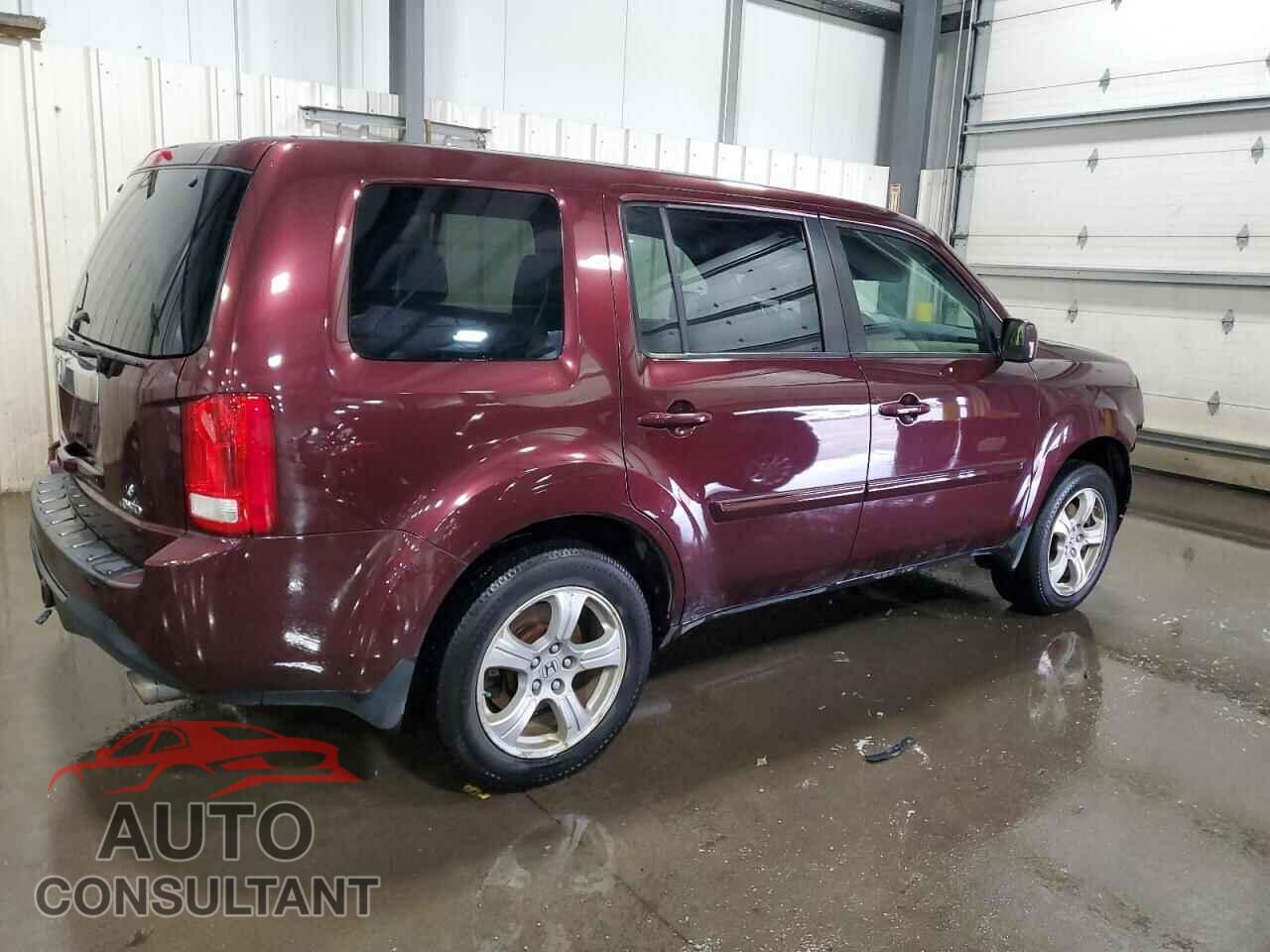 HONDA PILOT 2015 - 5FNYF4H52FB007664
