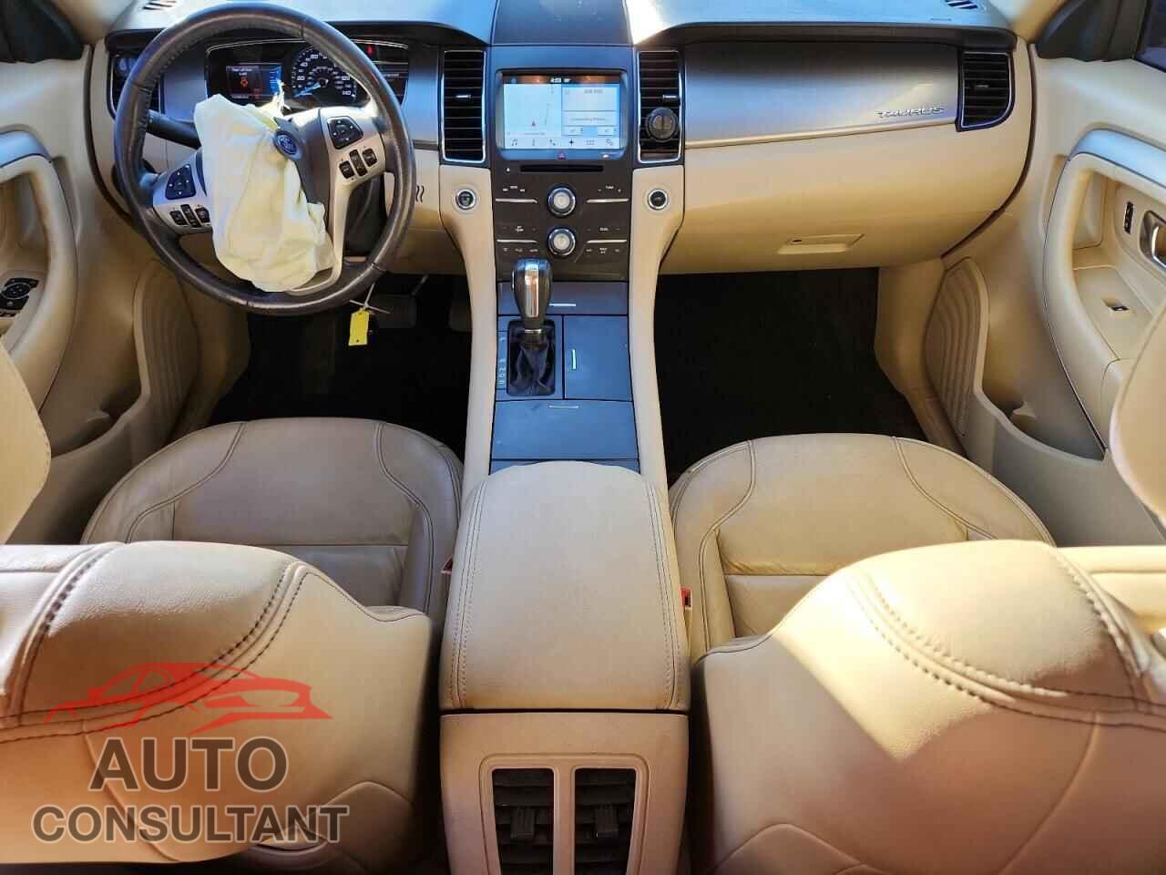 FORD TAURUS 2016 - 1FAHP2E84GG124871