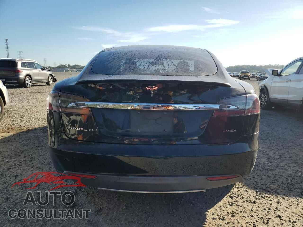 TESLA MODEL S 2013 - 5YJSA1DP5DFP13194