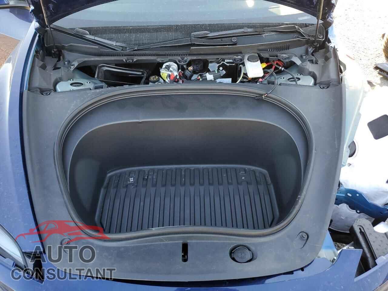 TESLA MODEL 3 2025 - 5YJ3E1EA2SF025475