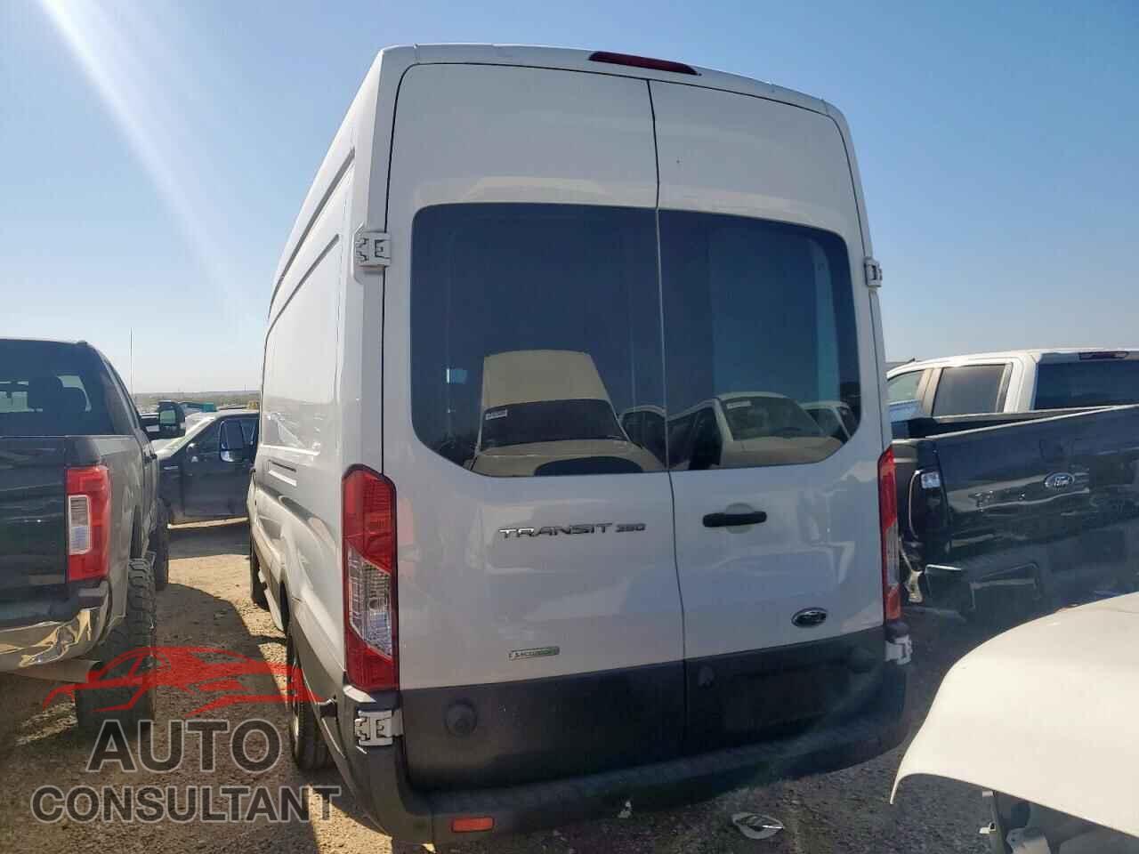 FORD TRANSIT 2015 - 1FTSW3XG9FKA24631