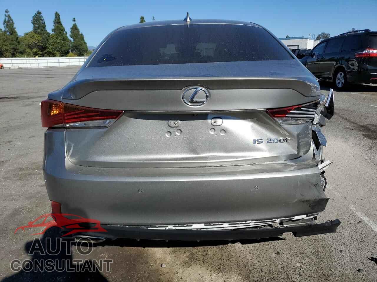 LEXUS IS 2017 - JTHBA1D20H5056007