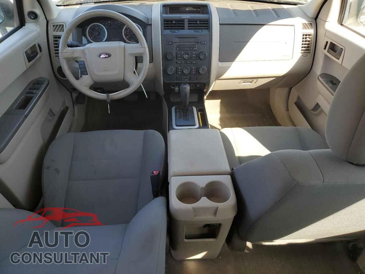 FORD ESCAPE 2010 - 1FMCU0C79AKC07580