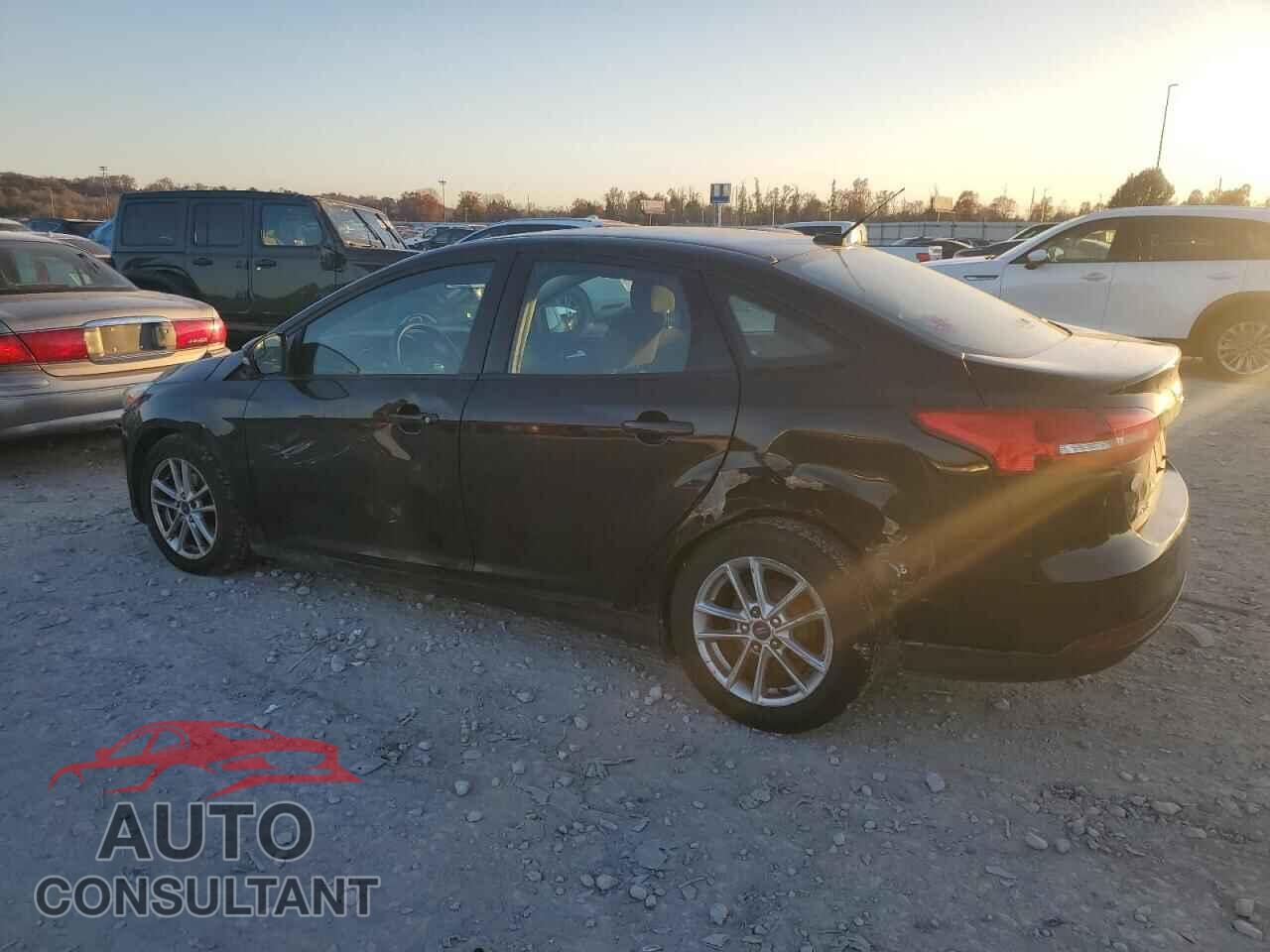 FORD FOCUS 2016 - 1FADP3F26GL221978