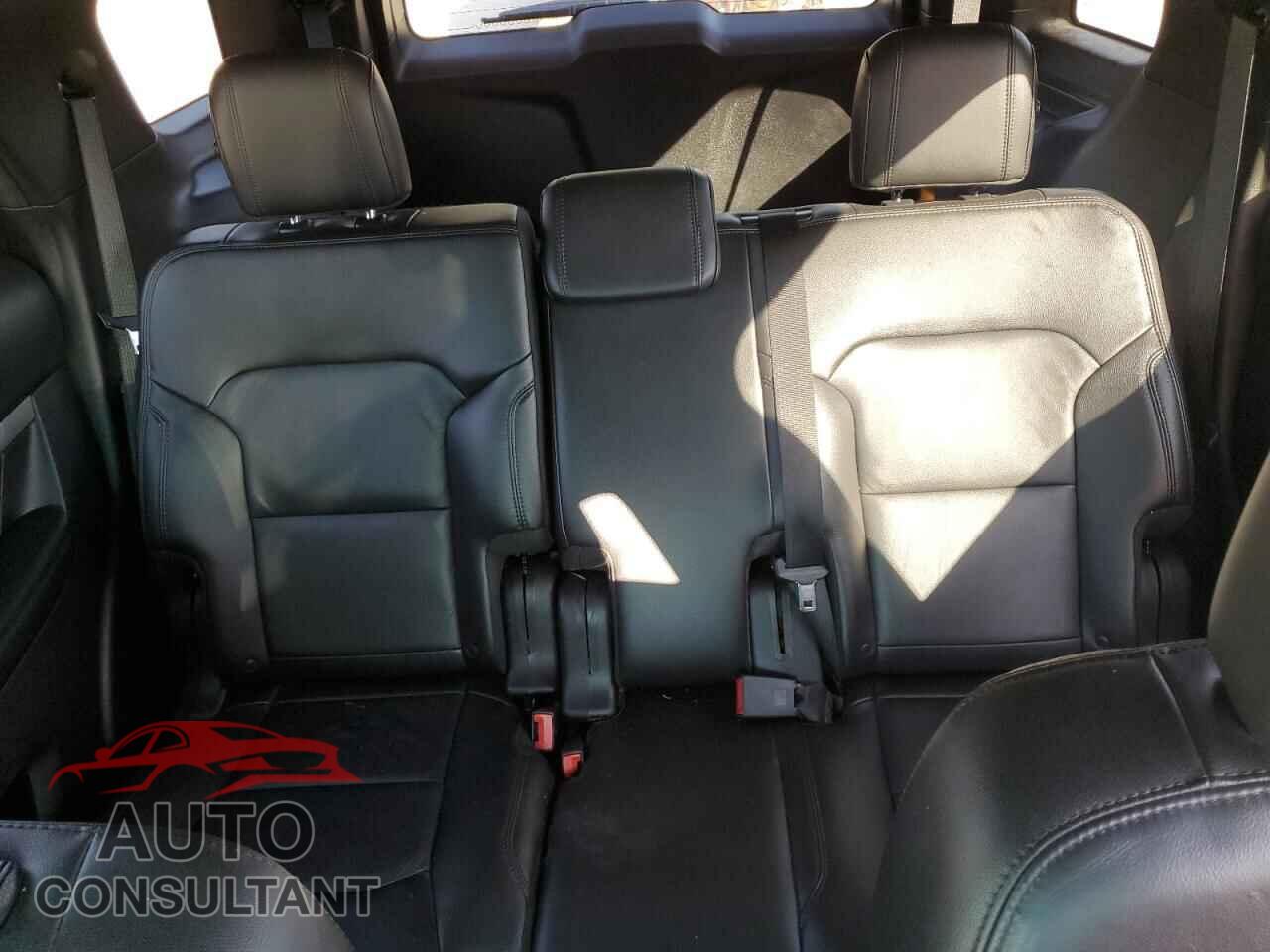 FORD EXPLORER 2017 - 1FM5K7DH2HGB76894