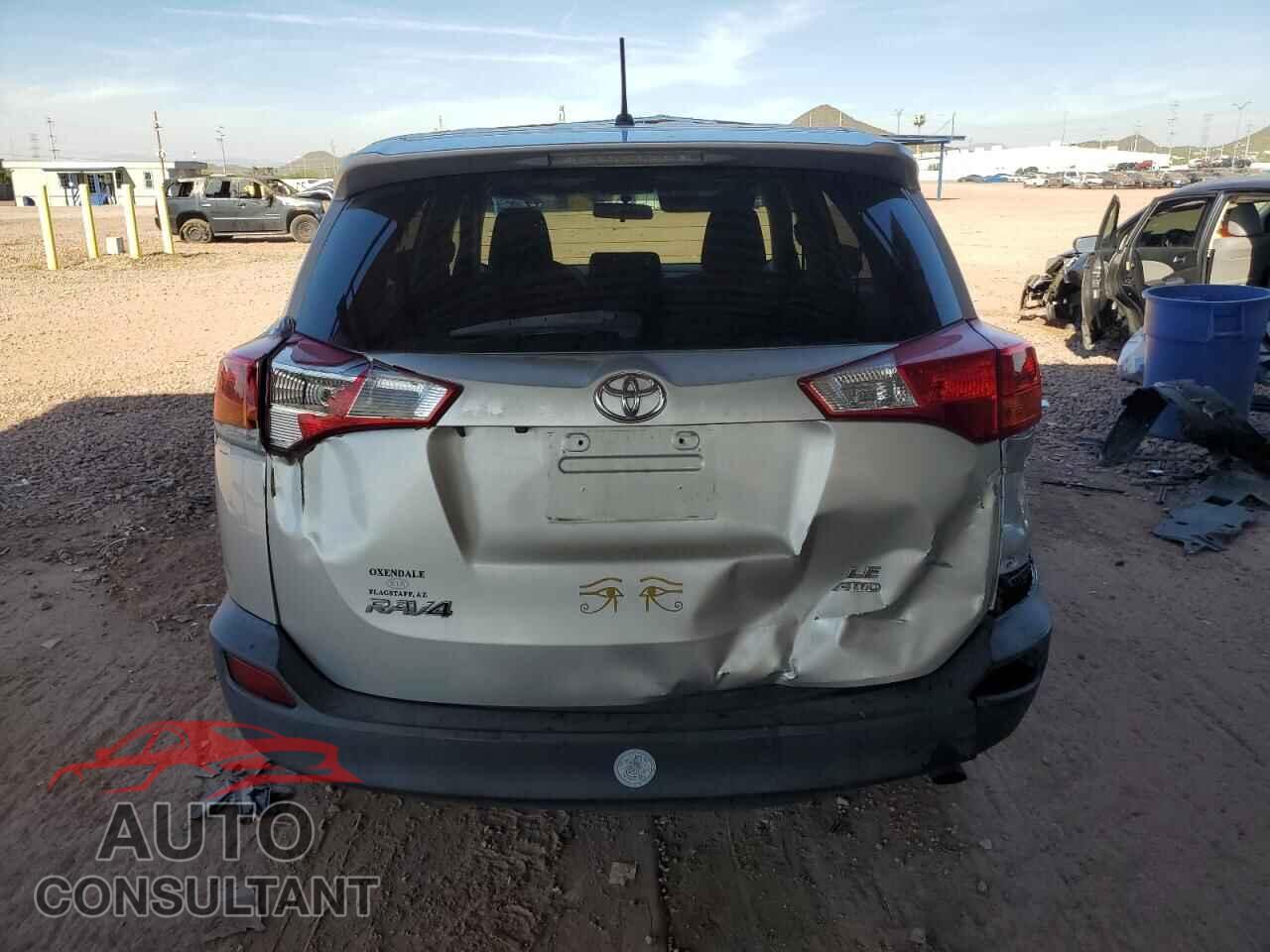 TOYOTA RAV4 2013 - 2T3BFREV7DW024720