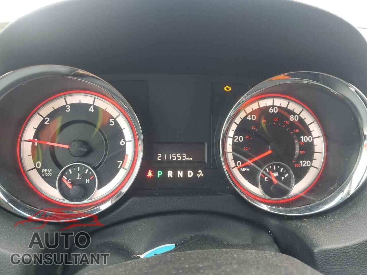 DODGE CARAVAN 2015 - 2C4RDGBG3FR714413