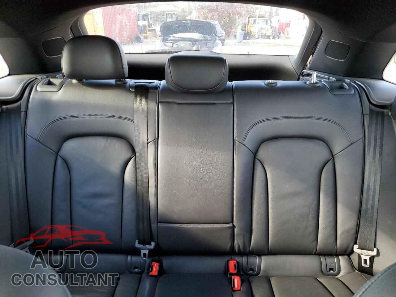 AUDI Q3 2017 - WA1ECCFSXHR002959