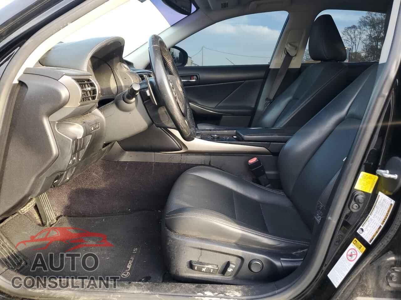 LEXUS IS 2014 - JTHBF1D28E5032440